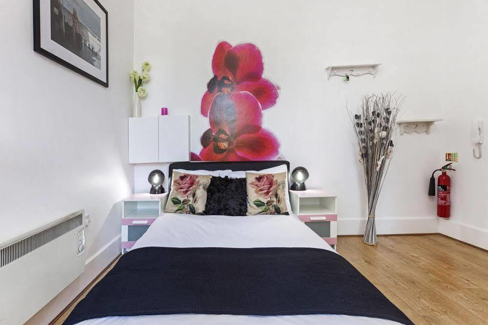 Notting Hill Gate Hotel Лондон Экстерьер фото
